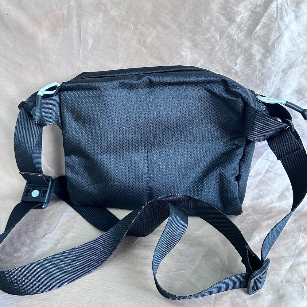 Bellroy Venture Sling 9L (Large crossbody bag)-dk